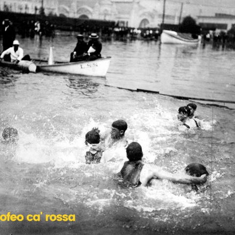 Foto storica di una partita di pallanuoto